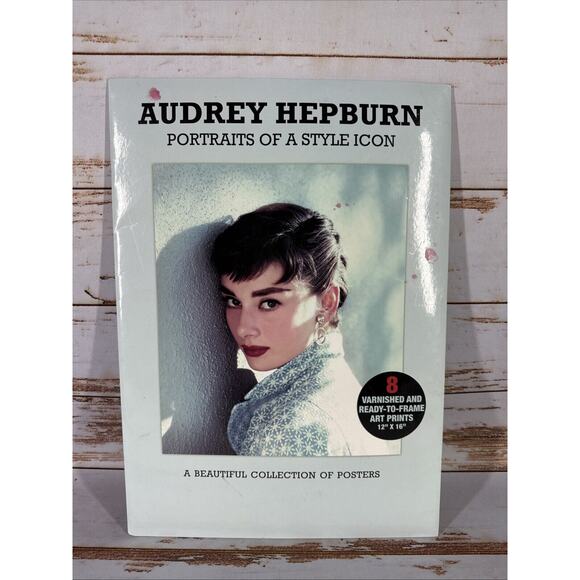 Audrey Hepburn Portraits of A Style Icon 8 Varnished Art Prints & Folio 12"x16" - Picture 1 of 10